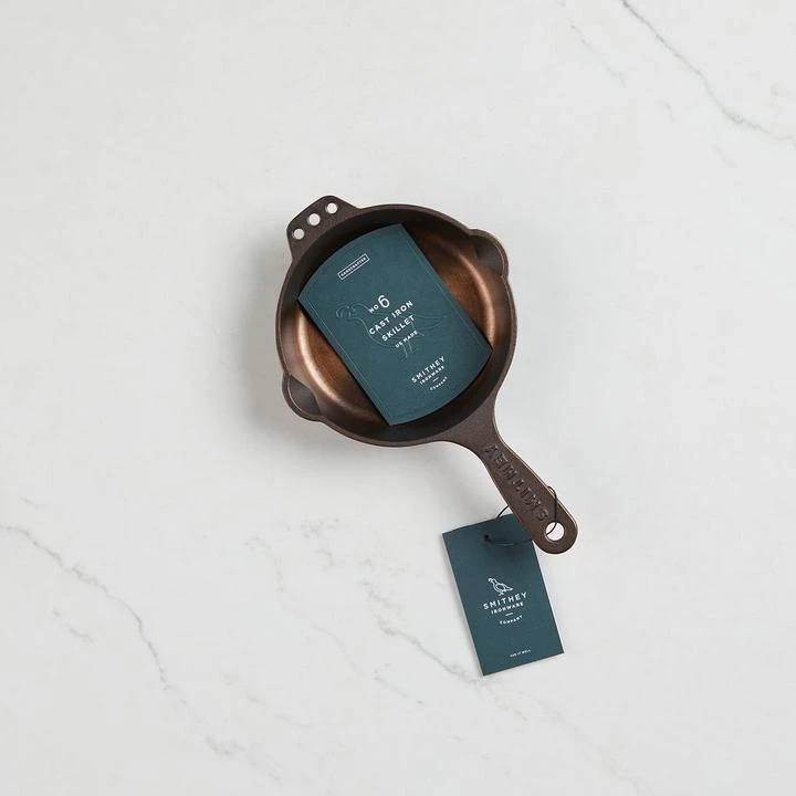 Smithey Ironware No. 6 Skillet 1 Smithey Ironware No. 6 Skillet