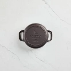 Smithey Ironware 3.5 Qt. Dutch Oven -BBQ Depot 3.5dutchbottom 720x 60dd208d 3198 4057 a3f7 7e195060ff87