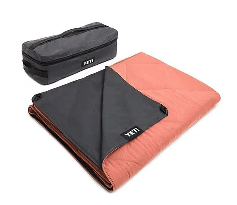YETI Lowlands Waterproof Outdoor Blanket 6 YETI Lowlands Waterproof Outdoor Blanket - Image 6